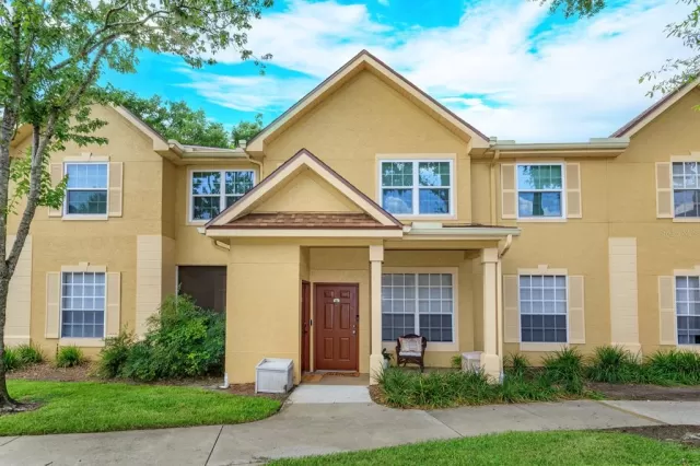 MLS: O6318116 Condo For Sale