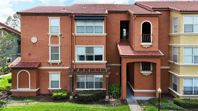 MLS: O6318286 Condo For Sale