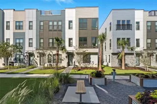 Photo #1: O6318638 Listing