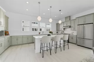 Photo #6: O6318638 Listing