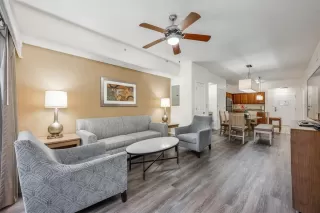 Photo #4: O6318741 Listing 