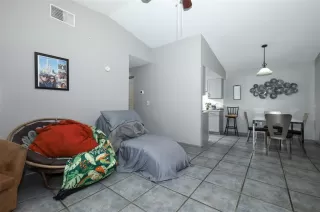 Photo #6: O6318789 Listing 