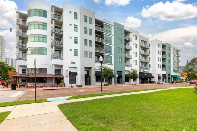 MLS: O6318871 Condo For Sale