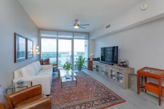 Photo #5: O6319103 Listing 