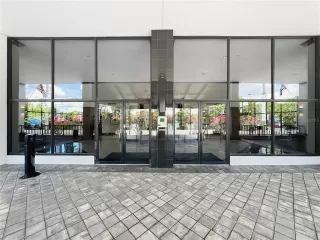 Photo #5: O6319114 Listing