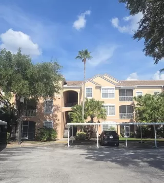 Photo #1: O6319118 Listing