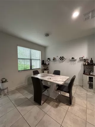 Photo #5: O6319847 Listing