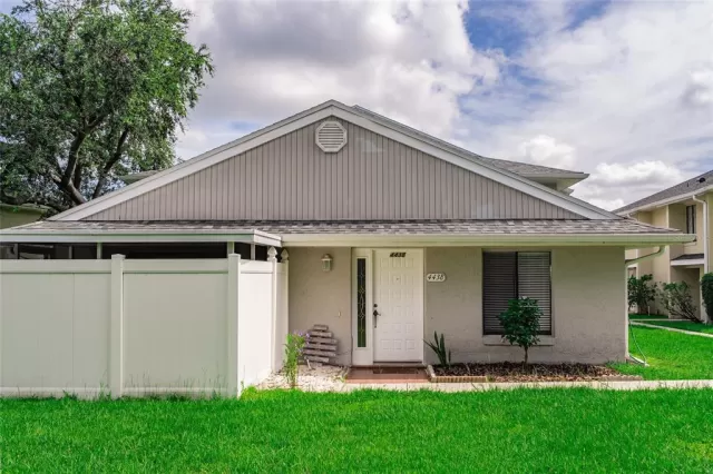 MLS: O6319871 Condo For Sale