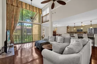 Photo #2: O6320079 Listing 