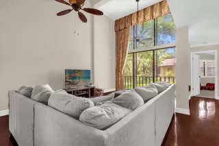 Photo #4: O6320079 Listing 