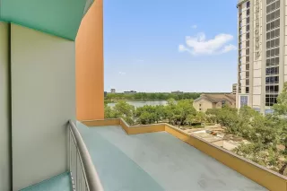 Photo #1: O6320684 Listing