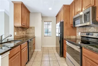 Photo #6: O6321615 Listing 