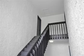 Photo #1: O6321738 Listing