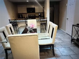 Photo #1: O6321844 Listing