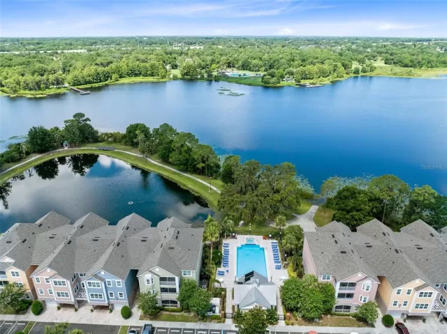 MLS: O6321978 Condo For Sale