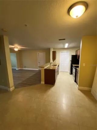 Photo #5: O6322180 Listing