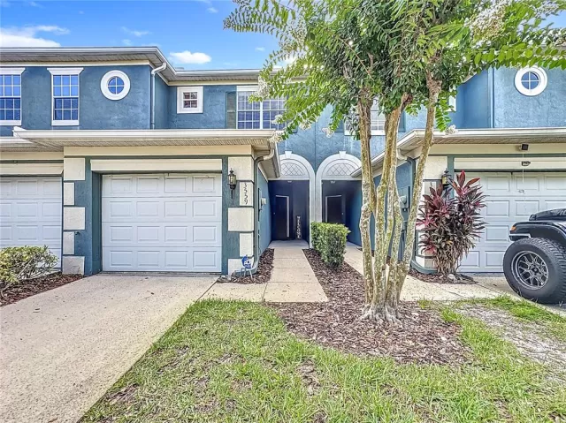 MLS: O6322317 Condo For Sale