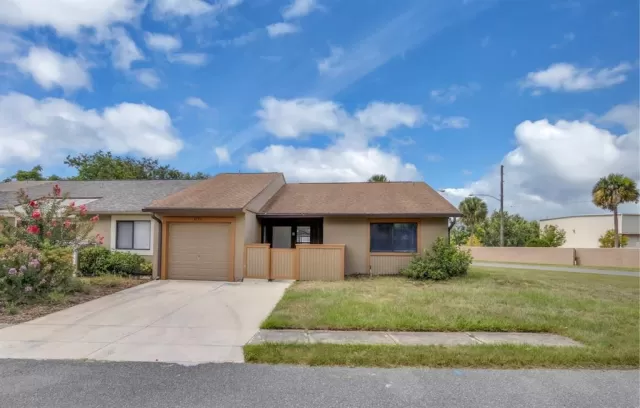 MLS: O6322349 Condo For Sale