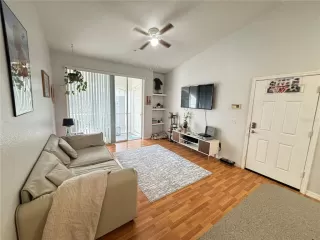 Photo #2: O6323053 Listing 