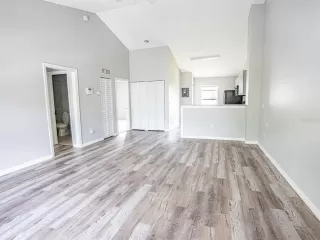 Photo #2: O6323065 Listing