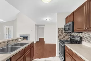 Photo #6: O6323539 Listing