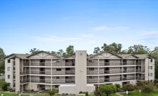 Photo #1: O6324038 Listing