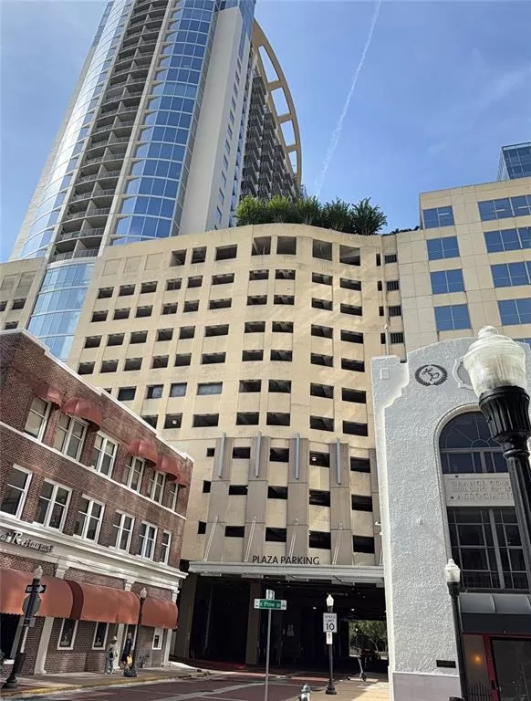 MLS: O6324412 Condo For Sale