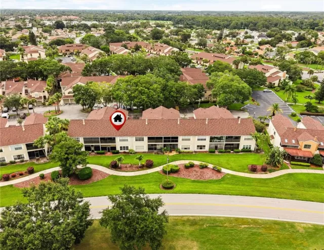 MLS: O6324523 Condo For Sale
