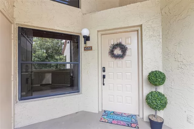 MLS: O6325112 Condo For Sale