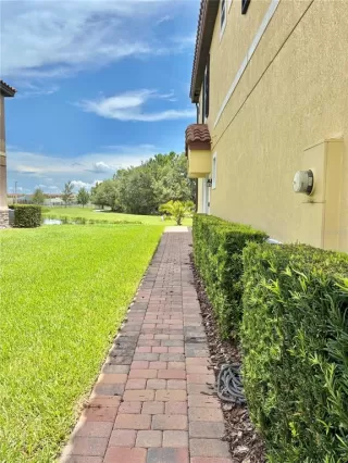 Photo #3: O6325200 Listing 