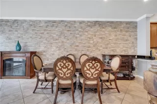 Photo #6: O6325216 Listing 