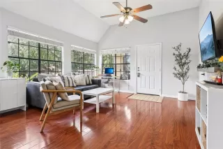 Photo #4: O6325723 Listing