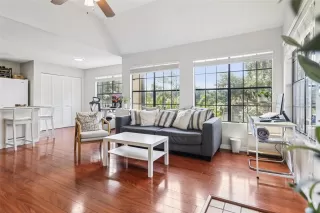 Photo #5: O6325723 Listing