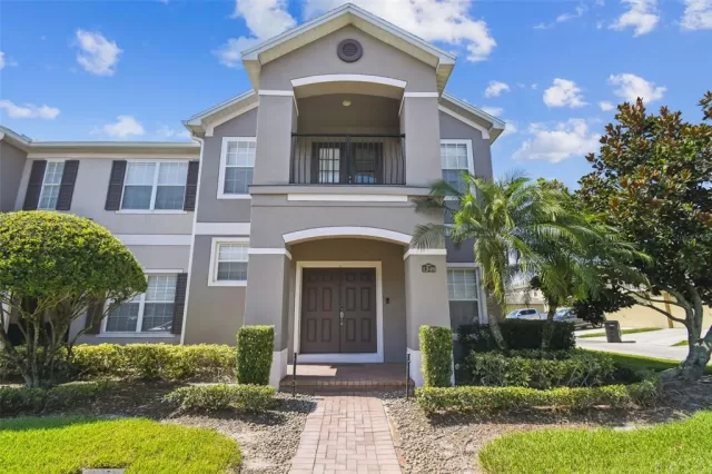 MLS: O6325949 Condo For Sale