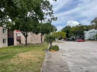 Photo #2: O6326035 Listing