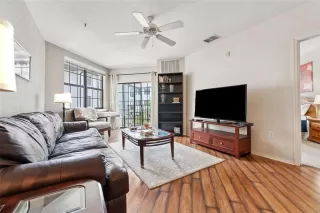 Photo #1: O6326243 Listing 