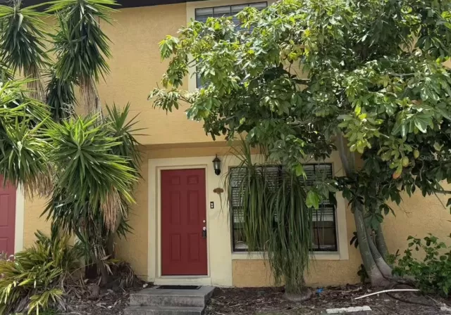 MLS: O6326460 Condo For Sale