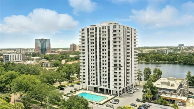 MLS: O6326527 Condo For Sale