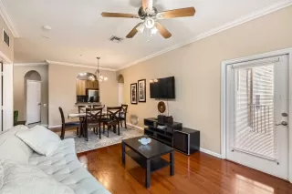 Photo #5: O6326872 Listing