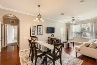 Photo #6: O6326872 Listing