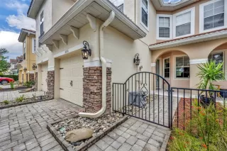 Photo #1: O6327008 Listing 