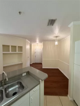 Photo #2: O6327109 Listing 