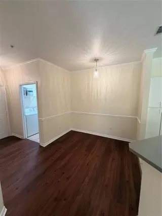 Photo #5: O6327109 Listing 