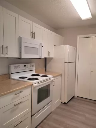 Photo #5: O6327228 Listing 