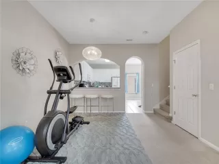 Photo #5: O6327755 Listing