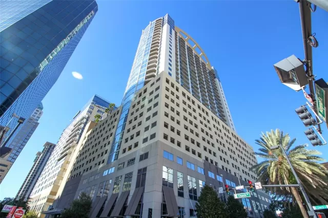 MLS: O6327793 Condo For Sale