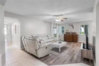 Photo #5: O6328049 Listing 