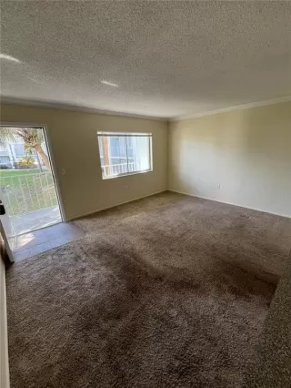 Photo #5: O6328075 Listing 