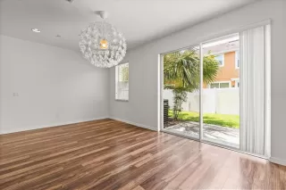 Photo #3: O6328374 Listing 