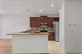 Photo #5: O6328374 Listing 